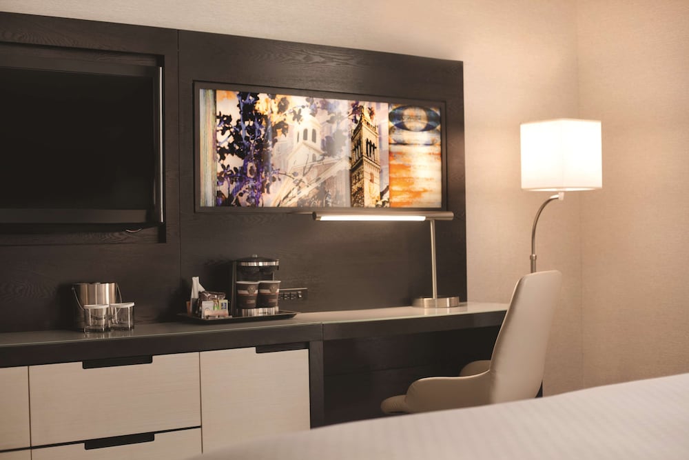 Doubletree By Hilton Boston Downtown 34/56