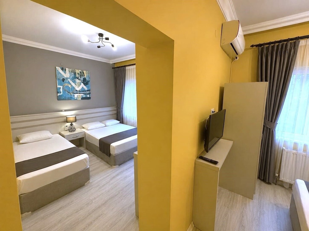 Kaleroom Hotel 11/25
