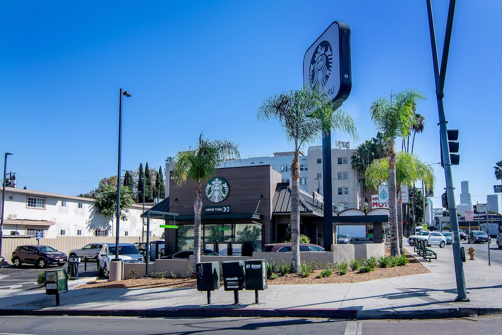 Pod Inn Los Angeles 37/50