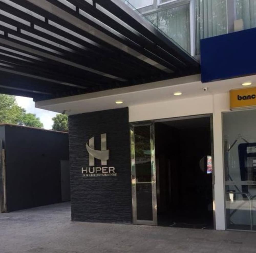 Huper Hotel Boutique 43/46