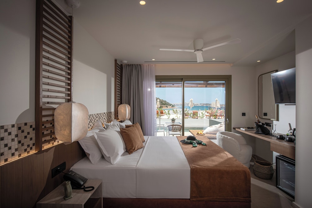 Almiros Sand Apartments 12/50