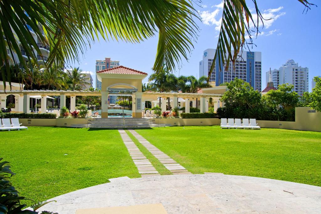 Surfers Paradise Private Apartments 51/59