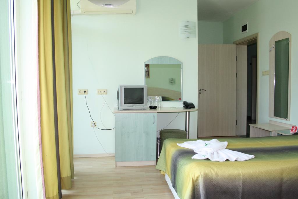 Hotel Dalis 18/40