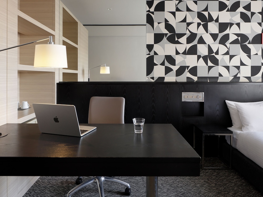 Mitsui Garden Hotel Shiodome Italia Gai 57/64