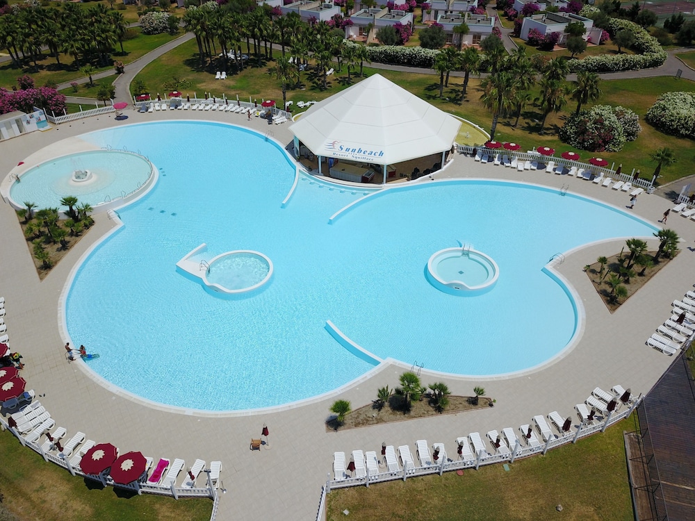 Club Esse Sunbeach 28/33