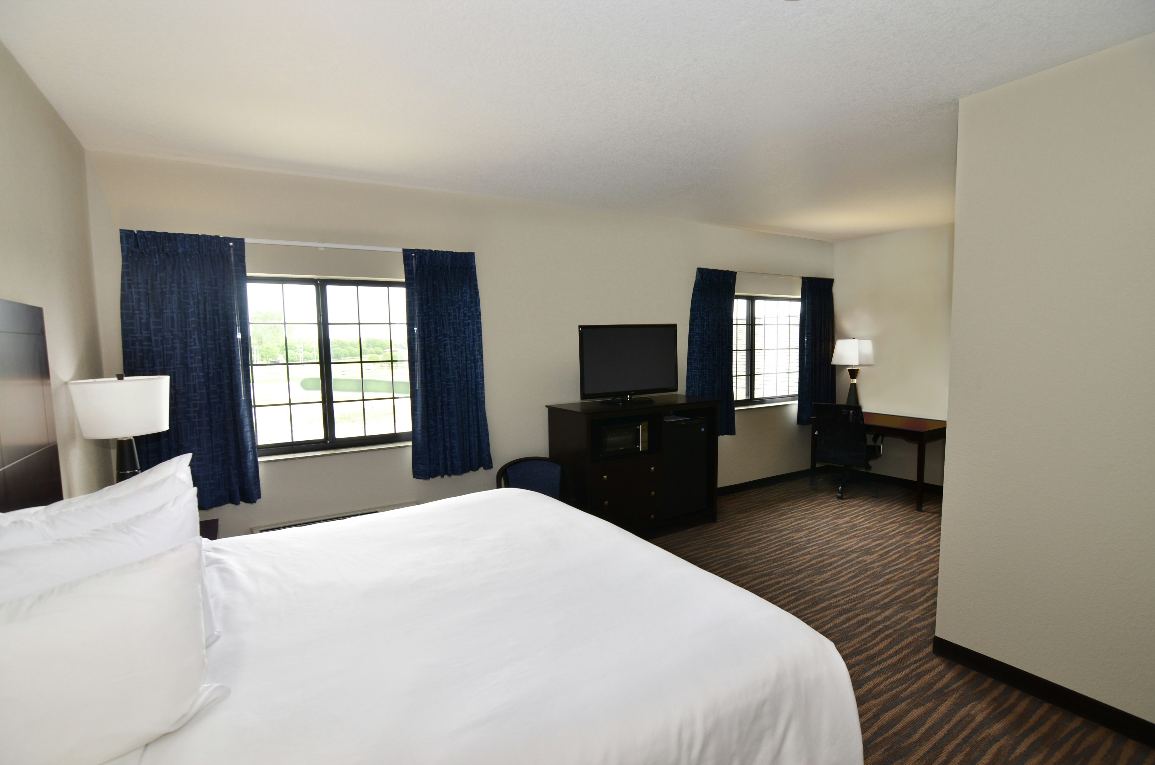 Cobblestone Inn & Suites - Holstein 5/48