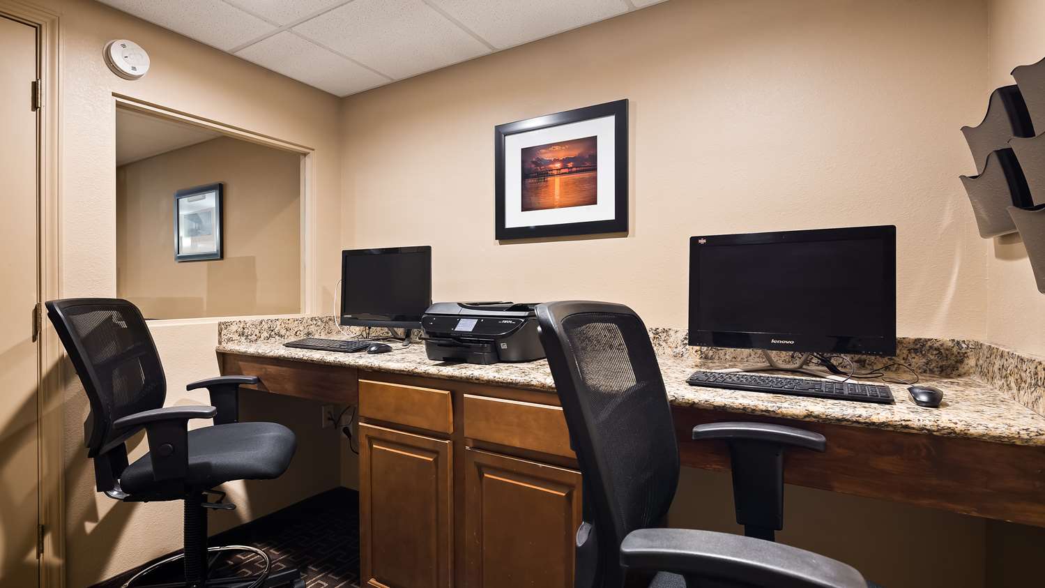 Best Western Milton Inn 23/27