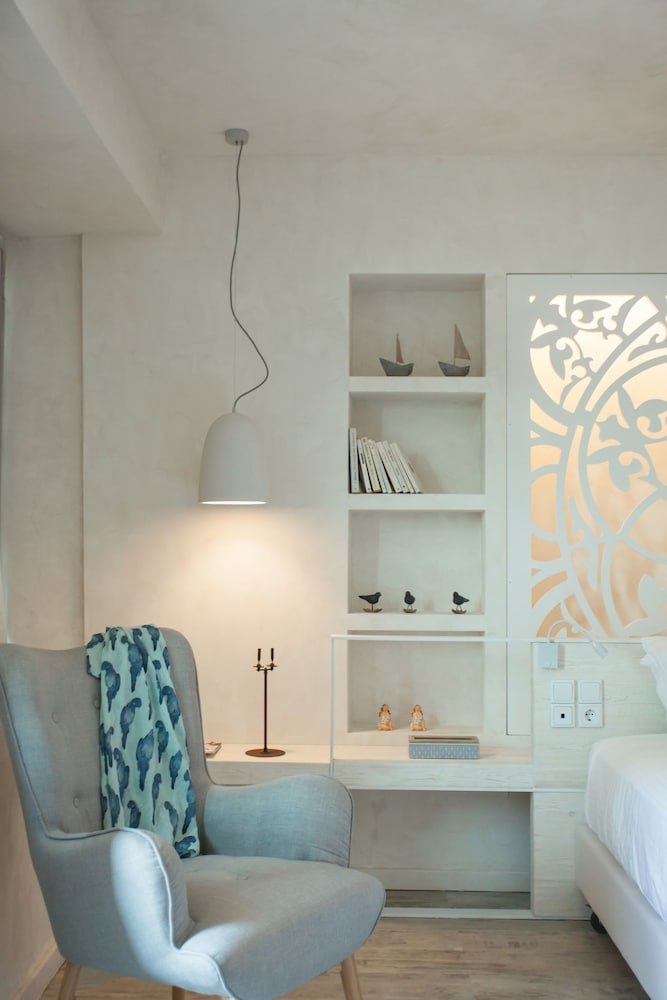 Chania Inn 2/46