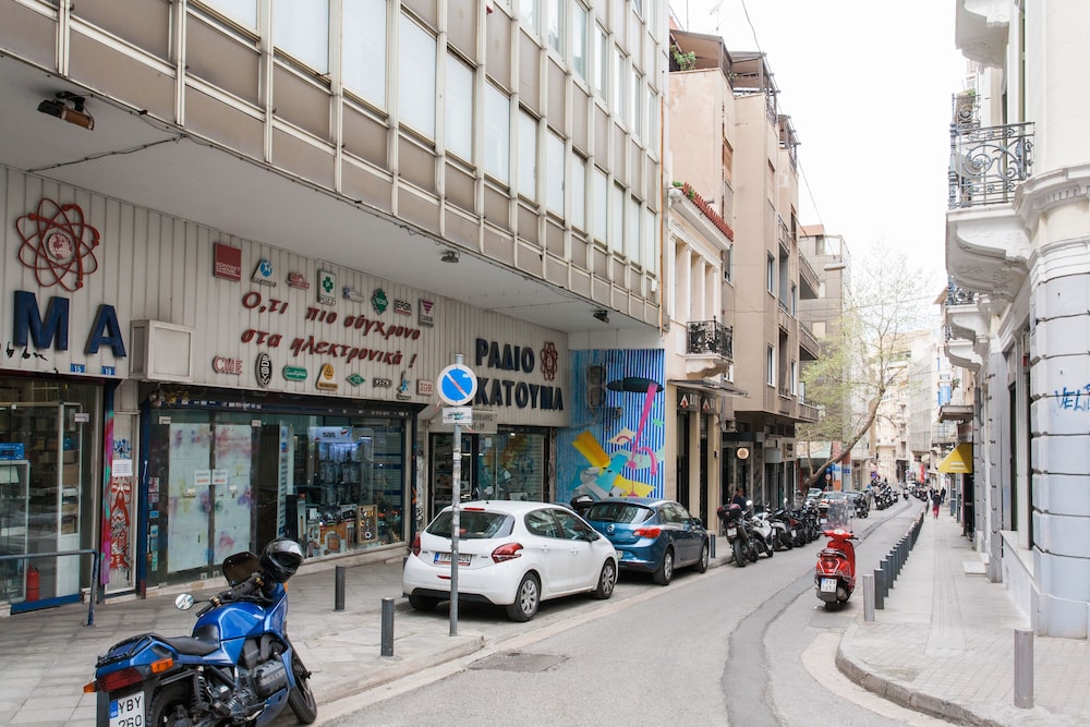 Dynasta Central Suites 25/36