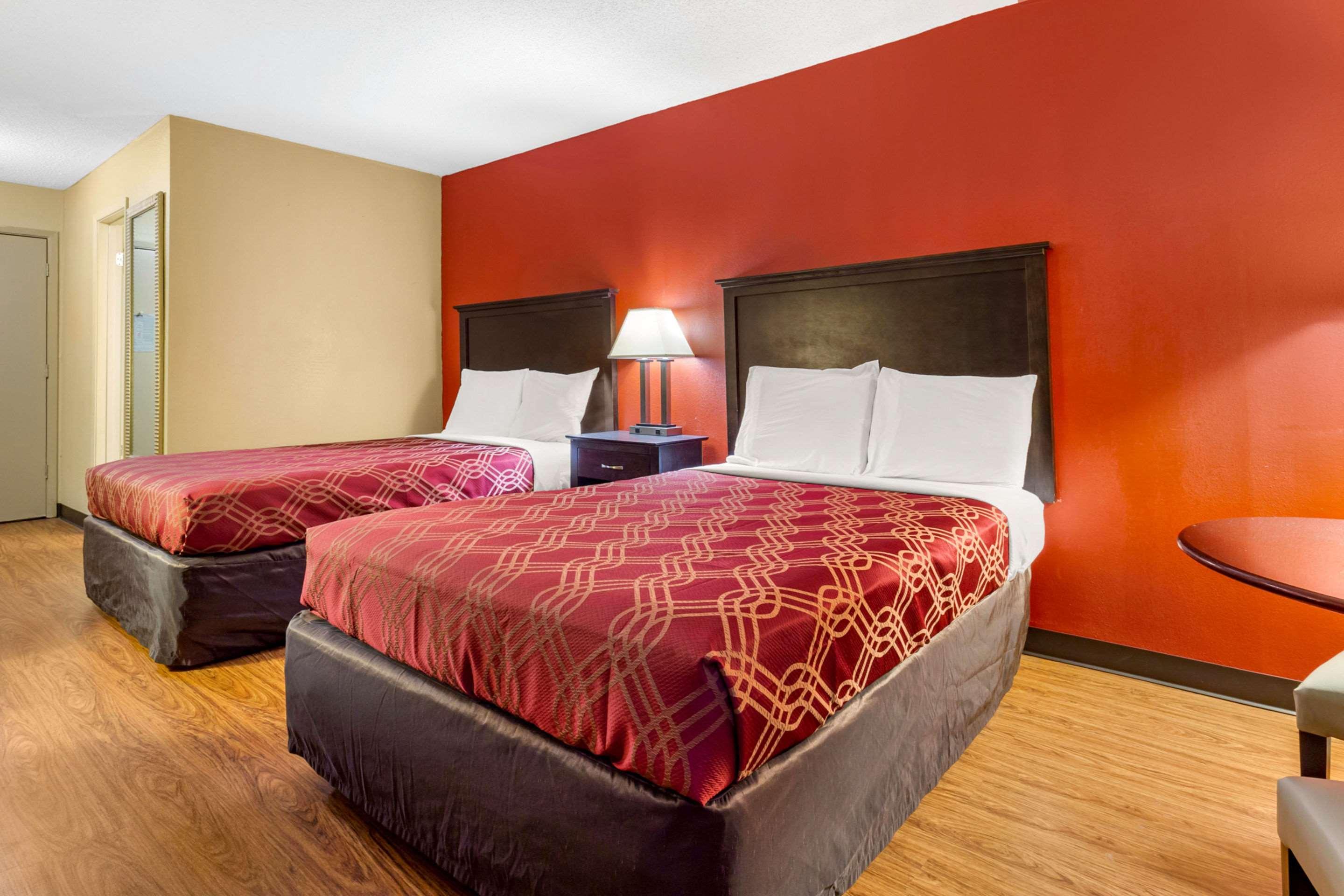 Upgrade, 2 Double Beds