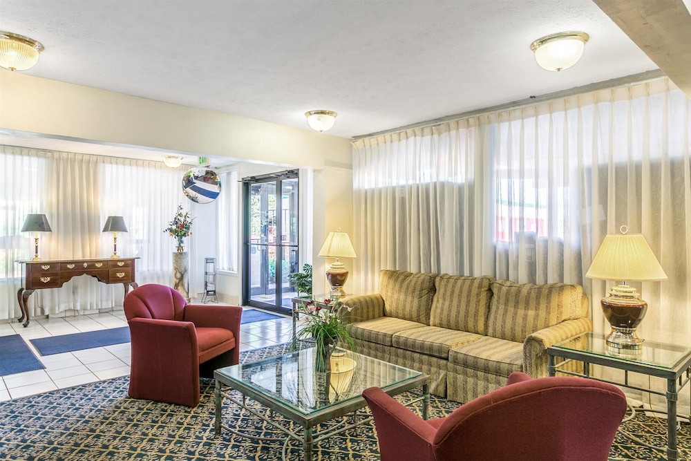 Americas Best Value Inn Edgewood 27/35