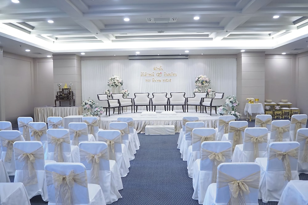 Royal Phuket City Hotel 80/90