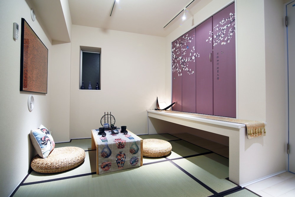 The Sorapia Tokyo 54/70