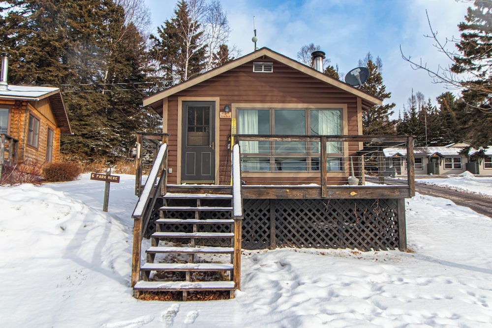 Cascade Lodge 3/50