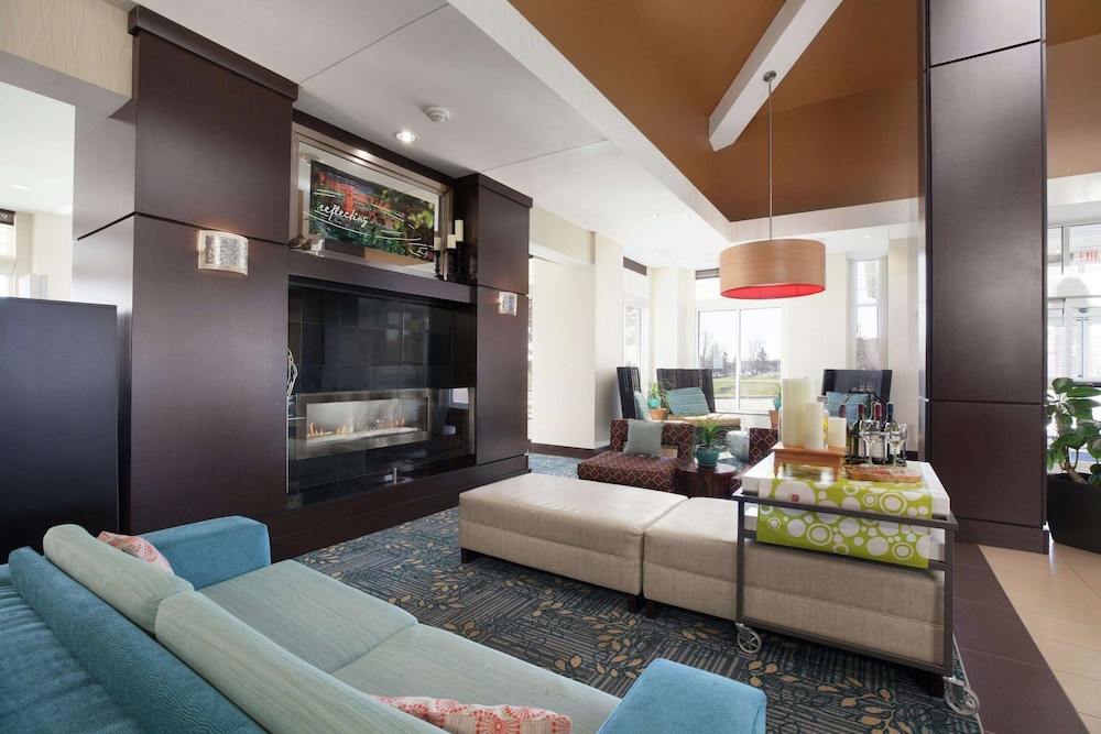 Hilton Garden Inn Fargo 24/61