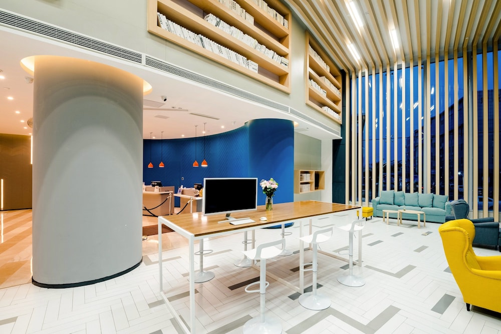 Holiday Inn Express Taian City Center 40/50