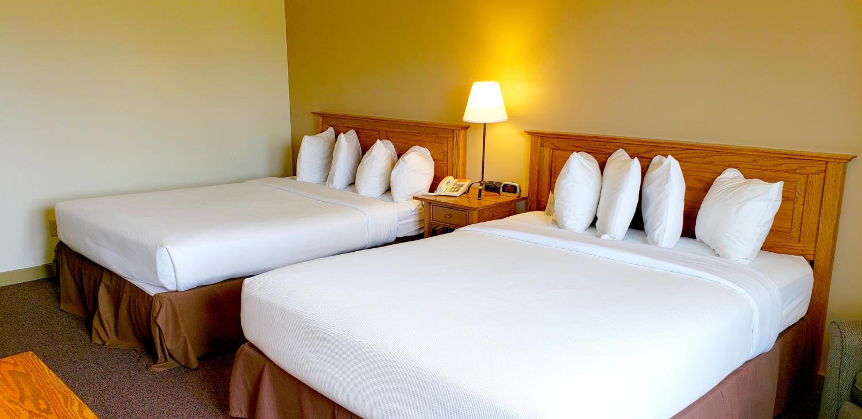 Room, 2 Queen Beds, Main Level