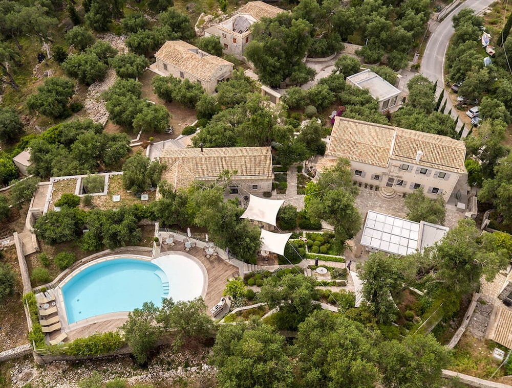 Torri E Merli Boutique Hotel 44/59