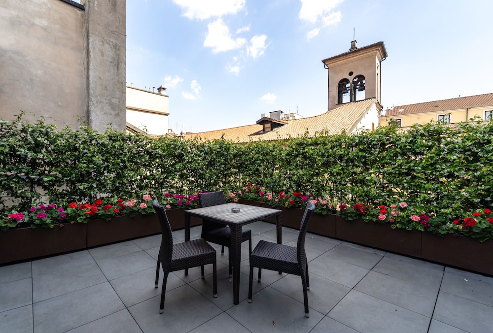 Hotel Milano Castello 60/70