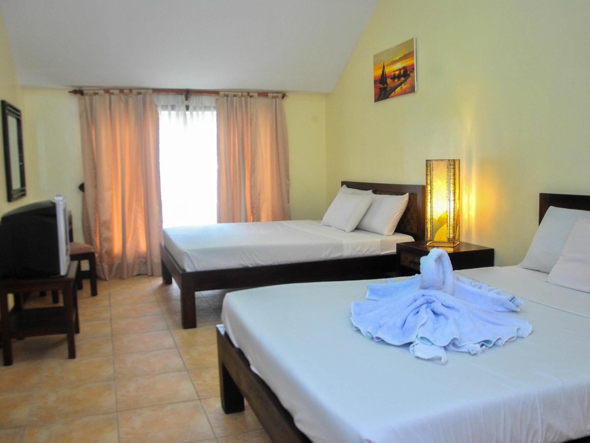 Semi Room, Junior Suite, 1 Double and 1 Single Bed، Sheridan Villas Boracay 2/3
