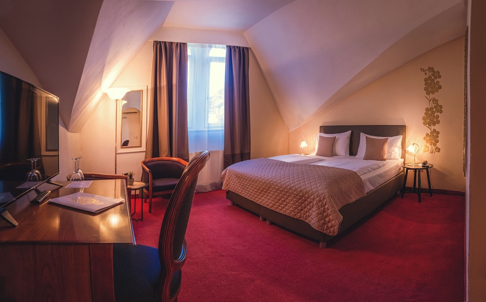 GRAND HOTEL BELLEVUE 19/50