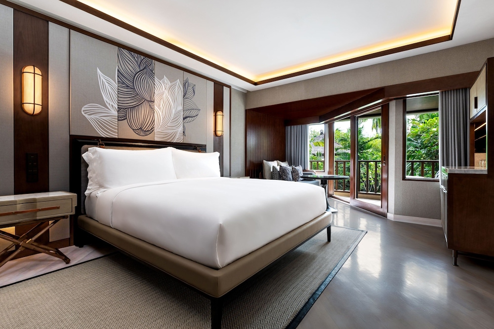 Deluxe, King Bed, Lagoon View