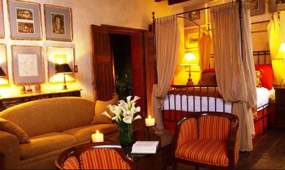 Hotel Posada del Angel 44/63