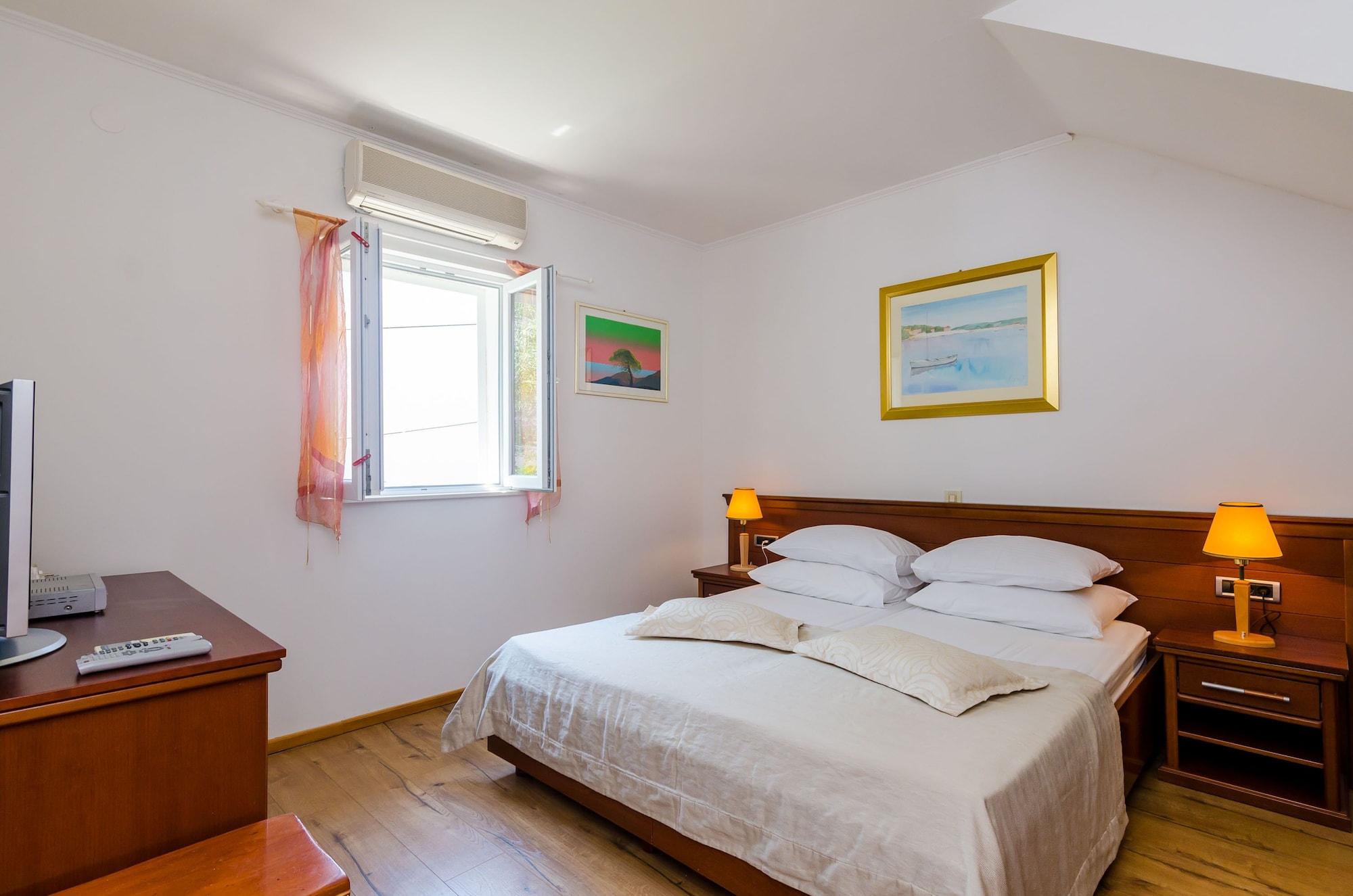 apartments and rooms vandm