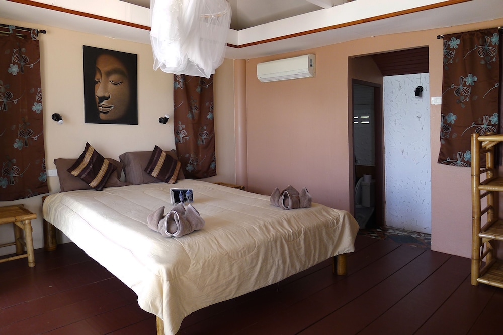 Seetanu Bungalows 23/68