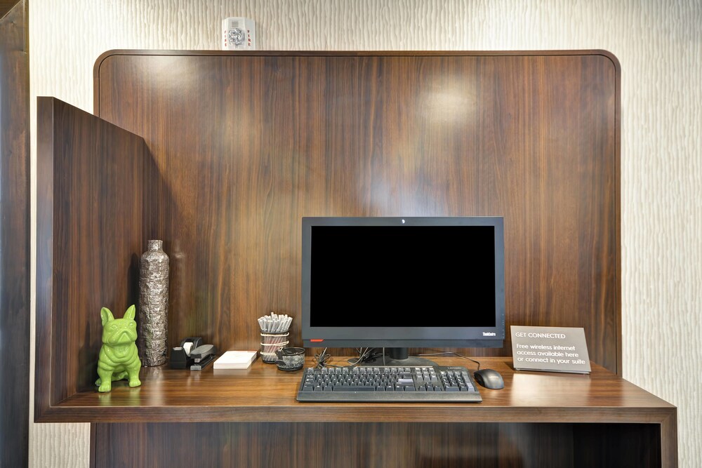 TOWNEPLACE SUITES CRANBURY SOUTH BRUNSWICK 47/50
