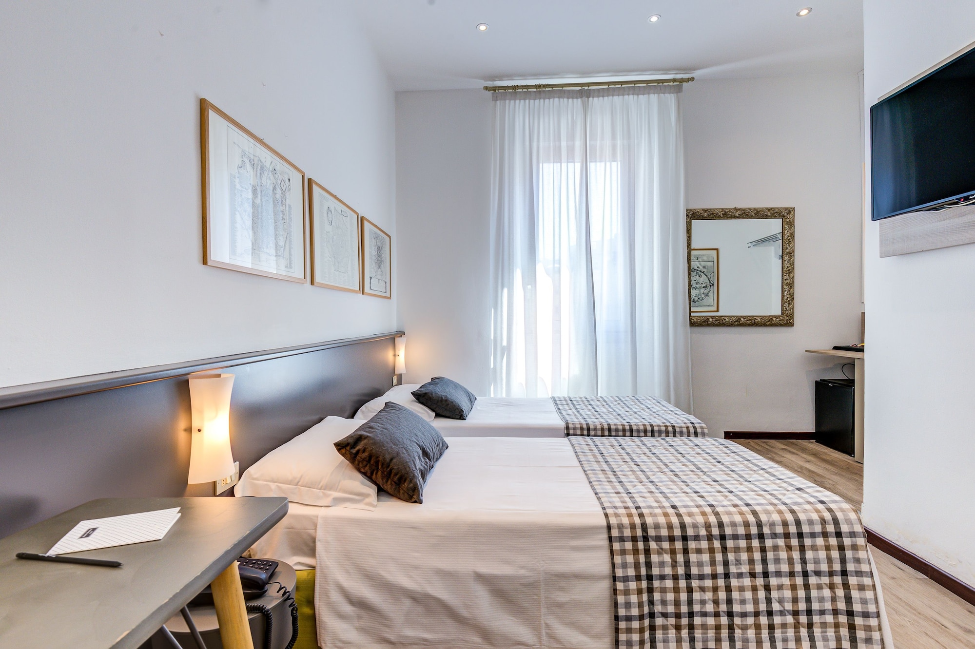 STANDARD, TWIN BEDS