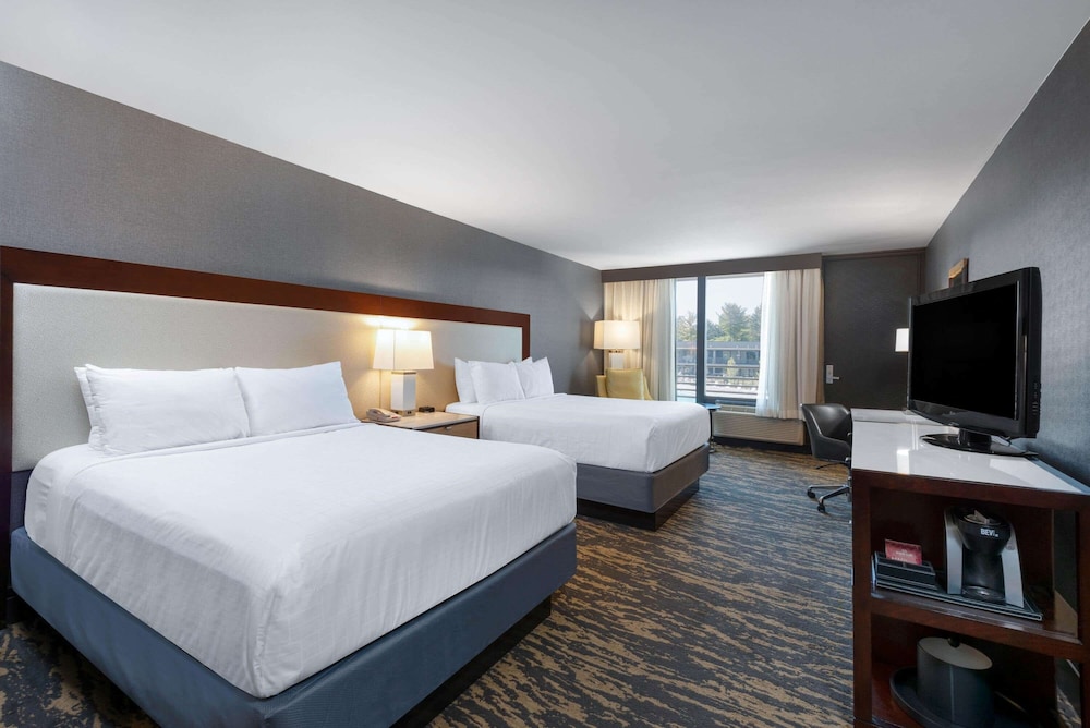 Wyndham Lancaster Resort and Convention Center 13/50