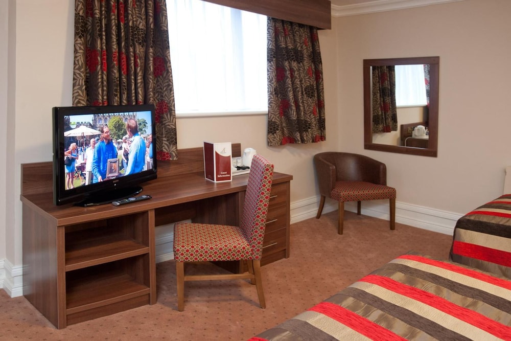 Adair Arms Hotel 42/50