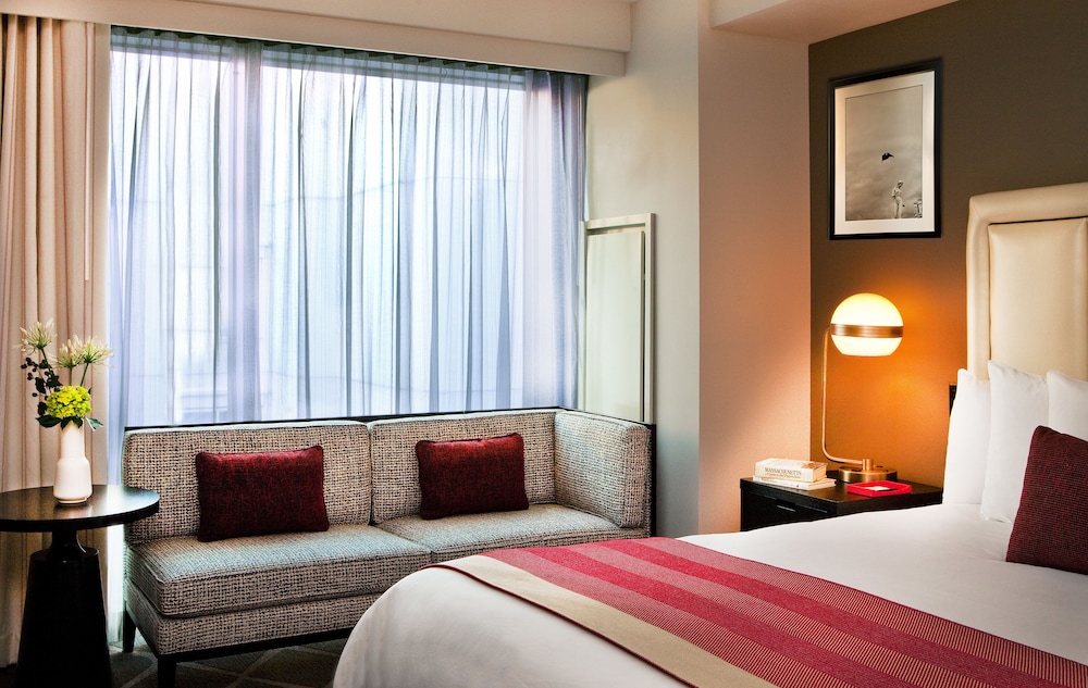 Hotel Commonwealth 17/65