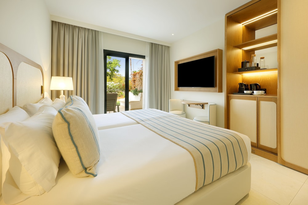 The Signature Level at TRS Ibiza Hotel 12/60