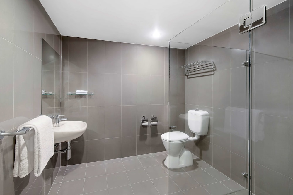 Adina Serviced Apartments Canberra Dickson 55/57