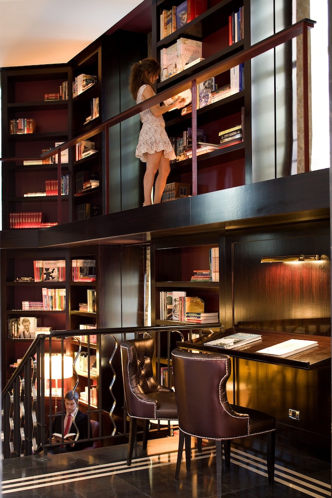 Hotel Boutique Gareus 46/60