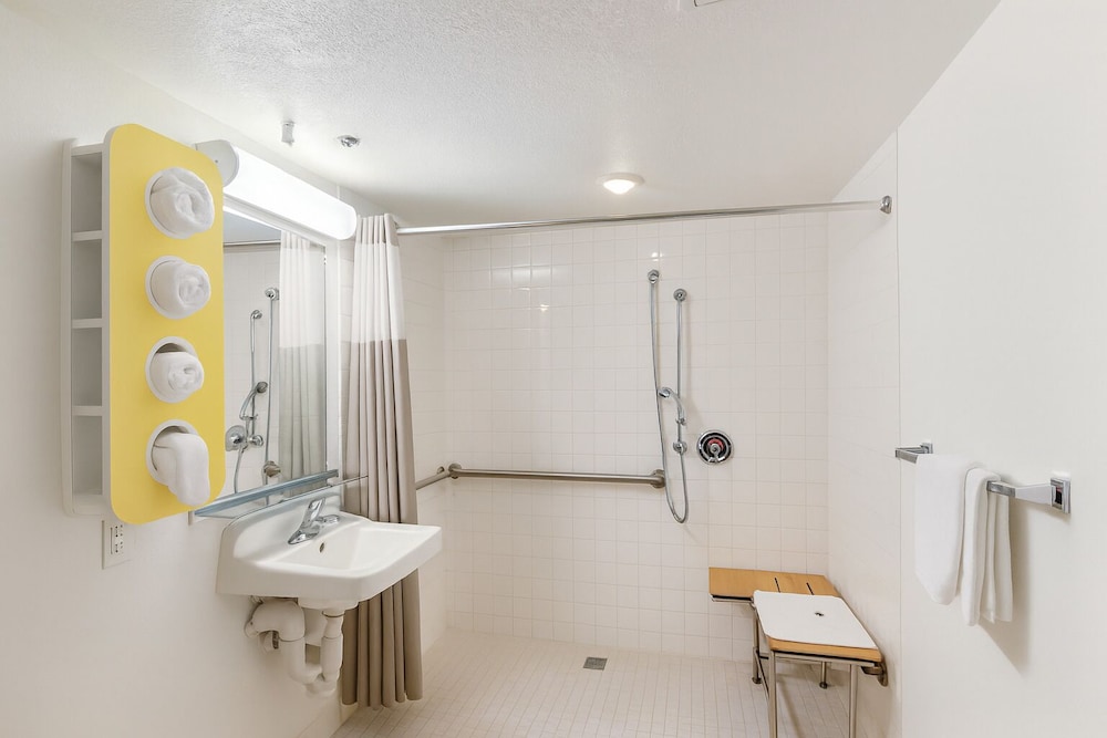 Motel6 Thousand Oaks, CA 49/49