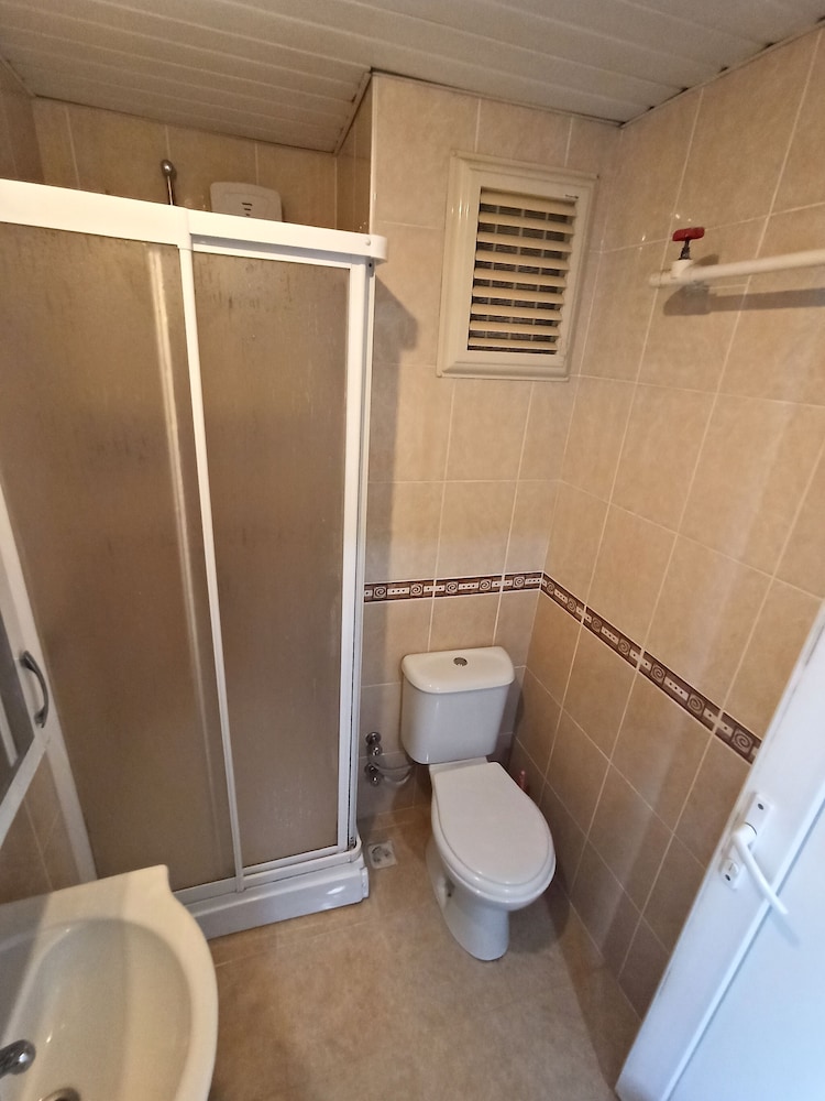Berrak Su Hotel 48/50