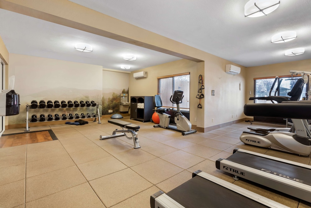 Best Western Plus Olympic Inn 45/73