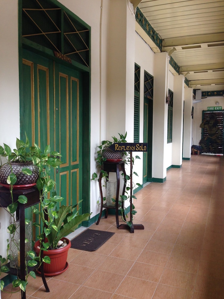 SARE Suites 26/41