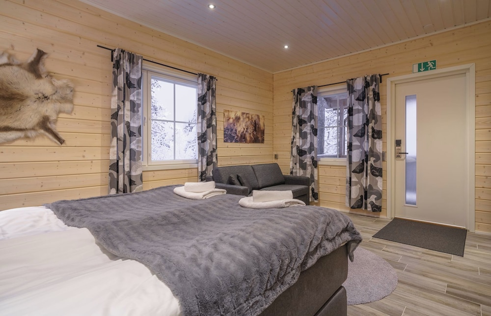 Superior, Queen Bed, Sofa, Sauna