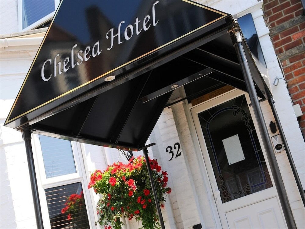 Chelsea Hotel 1/25