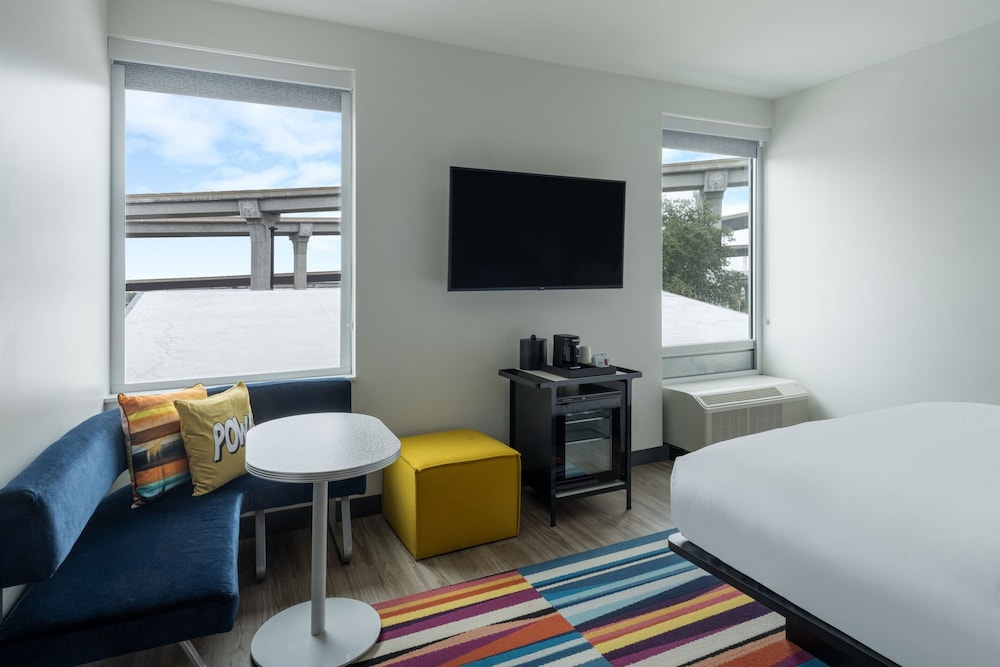 Aloft Austin South 19/28