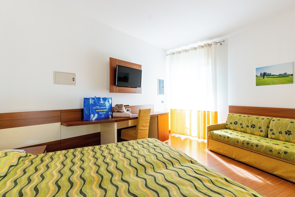 HOTEL MAREGOLF 26/46