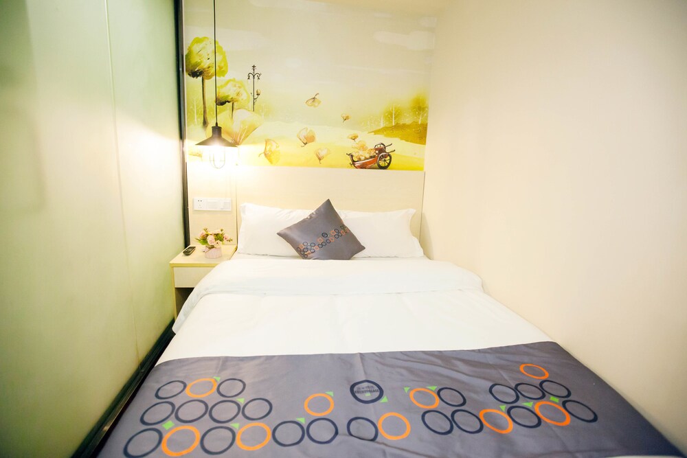 Yimi Apartment Pazhou Exhibition Branch 6/17