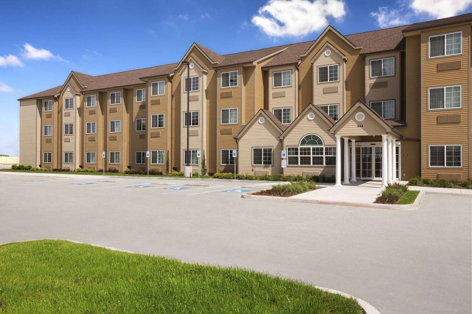 Microtel Inn Suites By Wyndham Kenedy 8/10