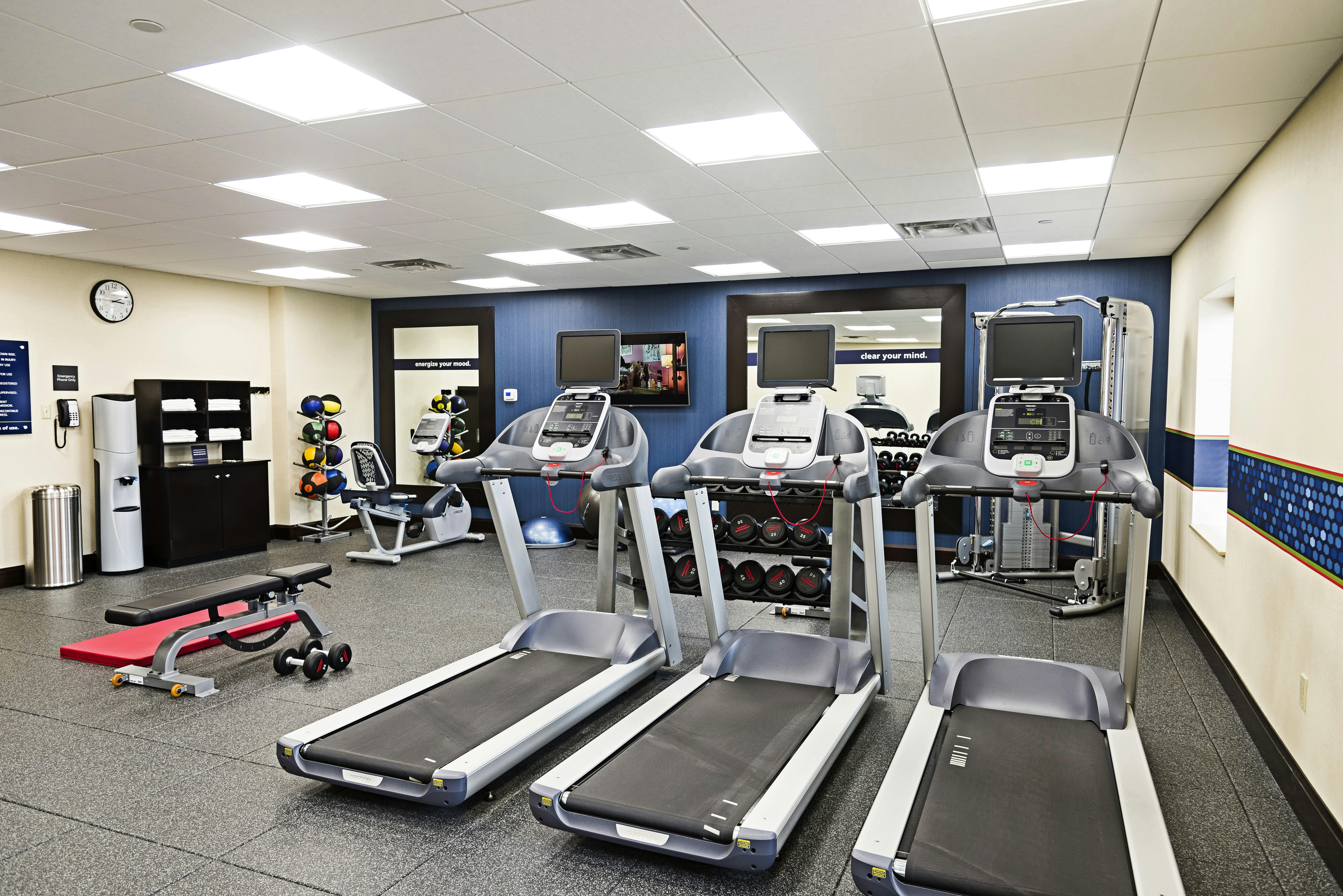 Hampton Inn by Hilton Ottawa Airport 14/26
