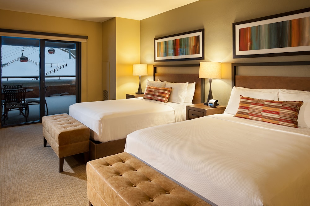 Grand Summit Hotel 24/78