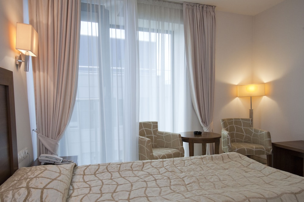 Hotel Burgas 7/35